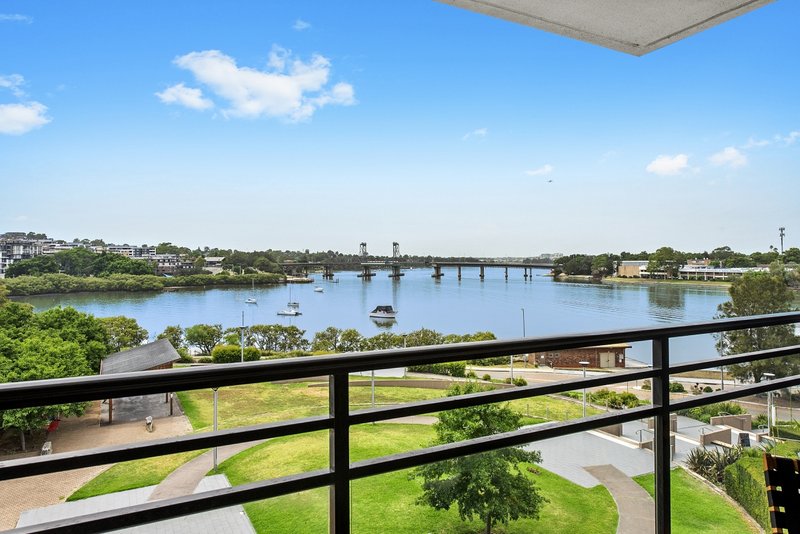 Photo - 25/2 Bay Drive, Meadowbank NSW 2114 - Image 7