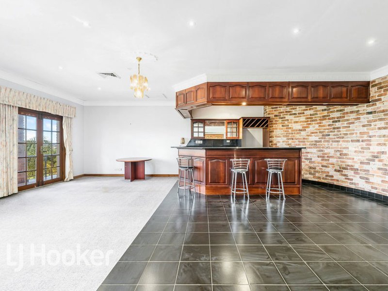 Photo - 252 Campbelltown Road, Denham Court NSW 2565 - Image 9