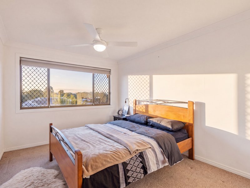 Photo - 2/52 Corunna Crescent, Ashmore QLD 4214 - Image 10