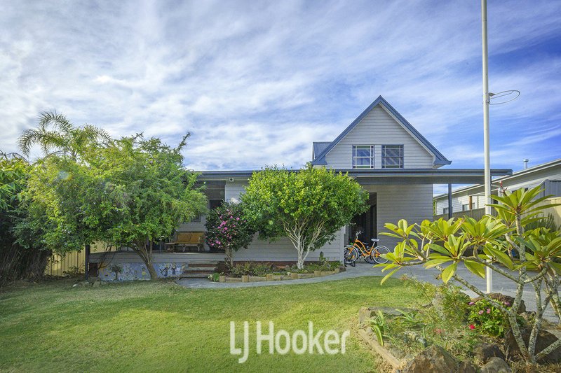 Photo - 252 Diamond Beach Road, Diamond Beach NSW 2430 - Image 2