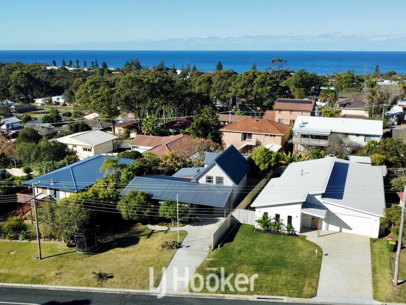 Photo - 252 Diamond Beach Road, Diamond Beach NSW 2430 - Image 3