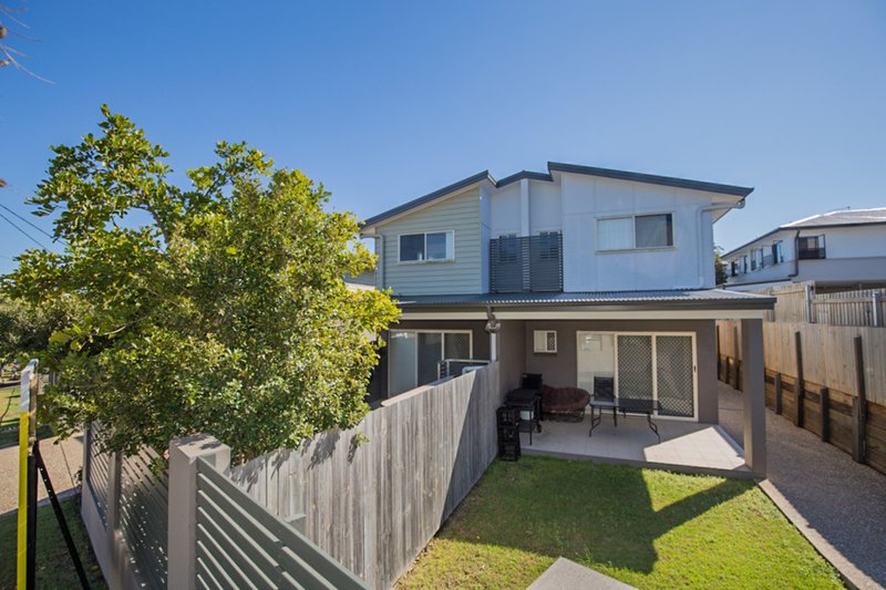 Photo - 2/52 Helles Street, Moorooka QLD 4105 - Image 10