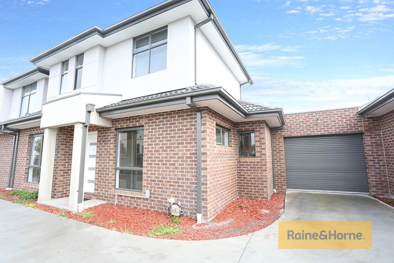 2/52 Jacana Avenue, Broadmeadows VIC 3047