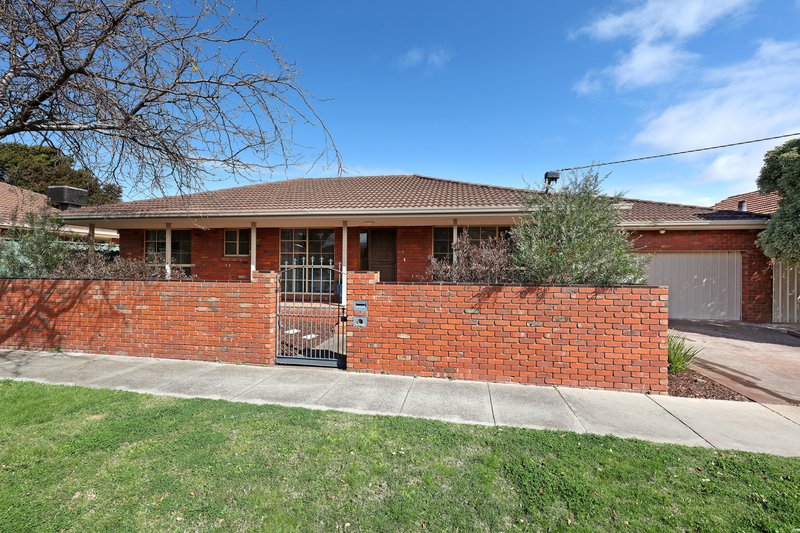 2/52 Leila Road, Carnegie VIC 3163