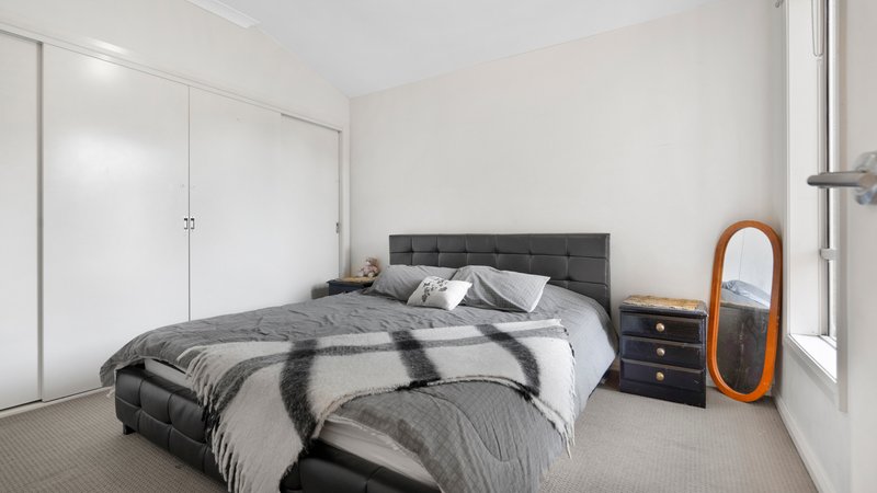 Photo - 2/52 Meredith Street, Broadmeadows VIC 3047 - Image 6