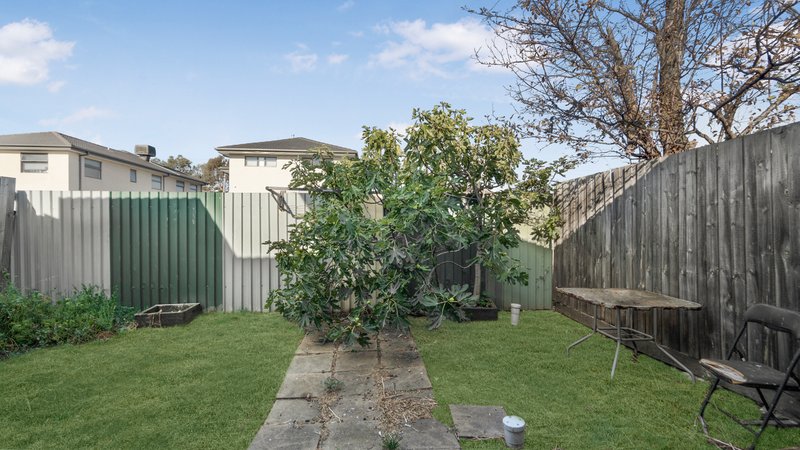 Photo - 2/52 Meredith Street, Broadmeadows VIC 3047 - Image 9