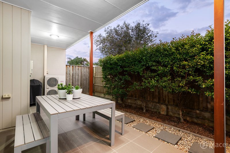 Photo - 2/52 New Ivo Street, Nundah QLD 4012 - Image 4