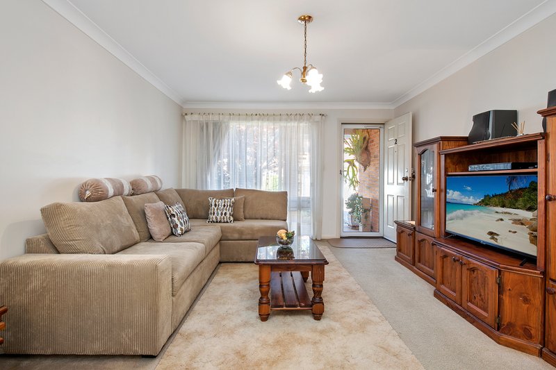 Photo - 2/52 Parsonage Road, Castle Hill NSW 2154 - Image 4