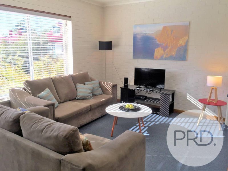 2/52 Queen Street, Sandy Bay TAS 7005