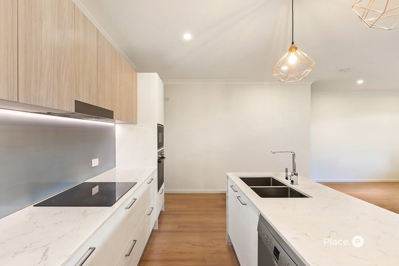 Photo - 2/52 Rawlinson Street, Murarrie QLD 4172 - Image 4