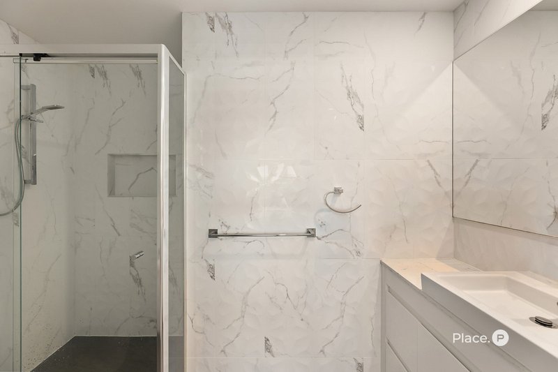 Photo - 2/52 Rawlinson Street, Murarrie QLD 4172 - Image 9