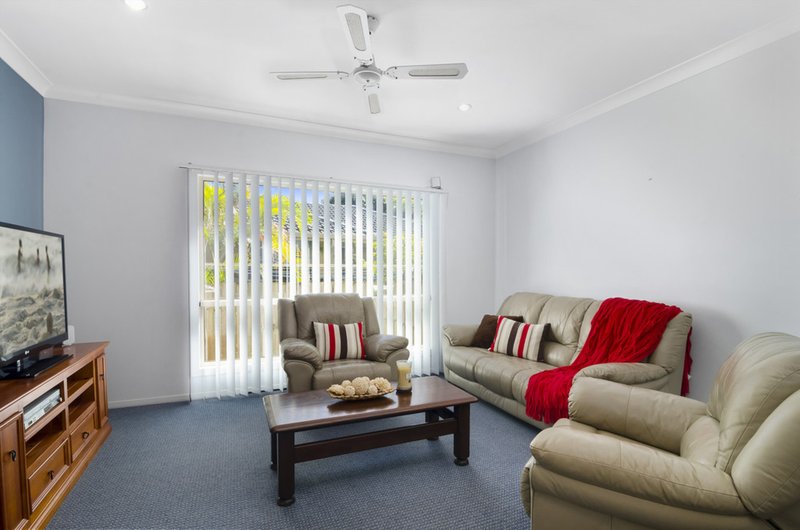 Photo - 2/52 Riverside Drive, Currumbin Waters QLD 4223 - Image 4