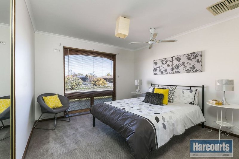 Photo - 252 The Cove Road, Hallett Cove SA 5158 - Image 8