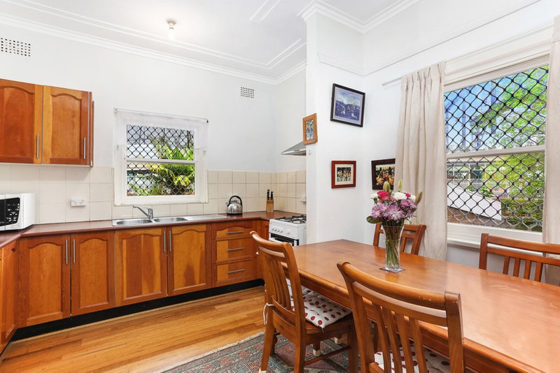 Photo - 2/52 Thomas Street, Lewisham NSW 2049 - Image 2