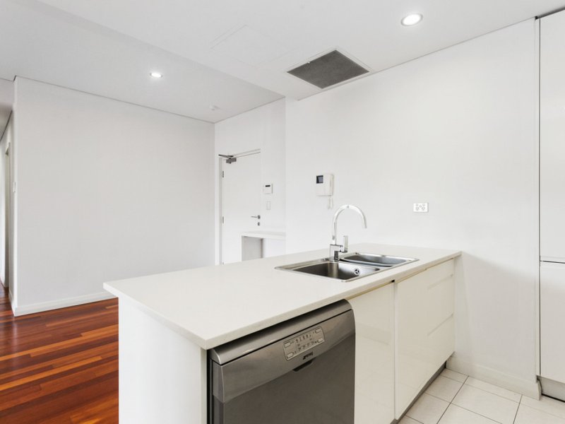 Photo - 2/52 Wickham Street, East Perth WA 6004 - Image 7