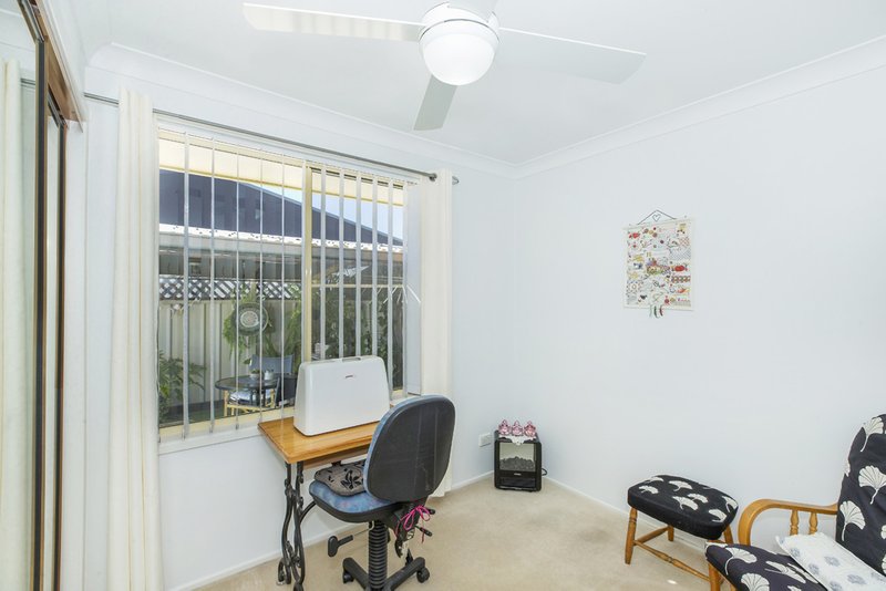 Photo - 2/52 York Street, Teralba NSW 2284 - Image 11