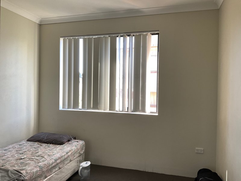 Photo - 25/20-22 Fourth Avenue, Blacktown NSW 2148 - Image 6