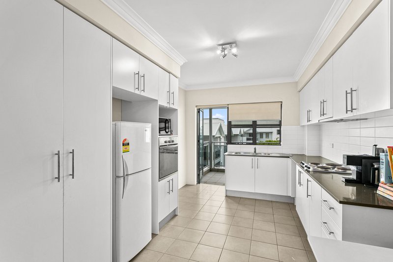 Photo - 25/20-26 Addison Street, Shellharbour NSW 2529 - Image 2