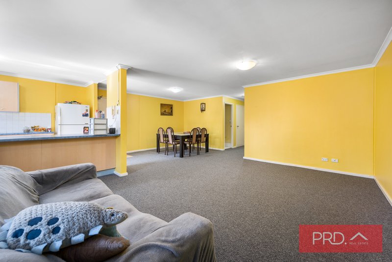 Photo - 25/21-29 Hume Highway, Warwick Farm NSW 2170 - Image 4