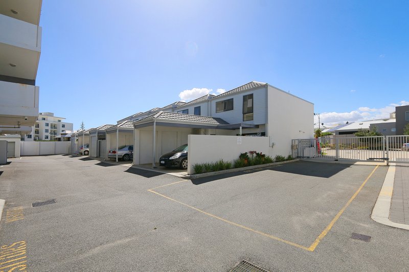 Photo - 25/25 O'Connor Close, North Coogee WA 6163 - Image 20