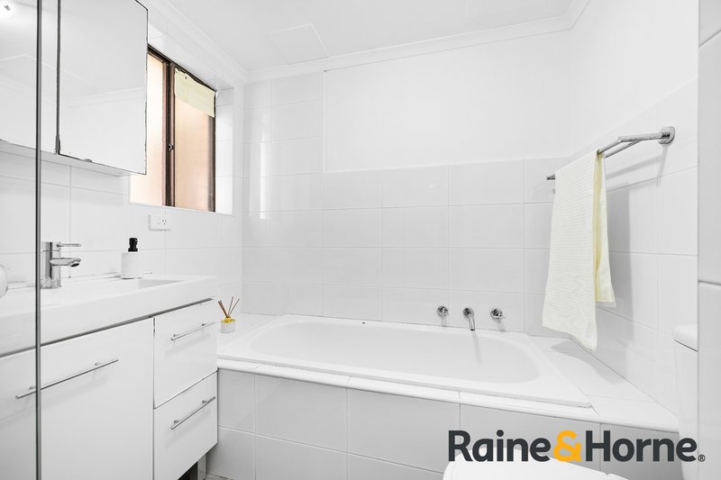 Photo - 25/26-28 Park Avenue, Burwood NSW 2134 - Image 6