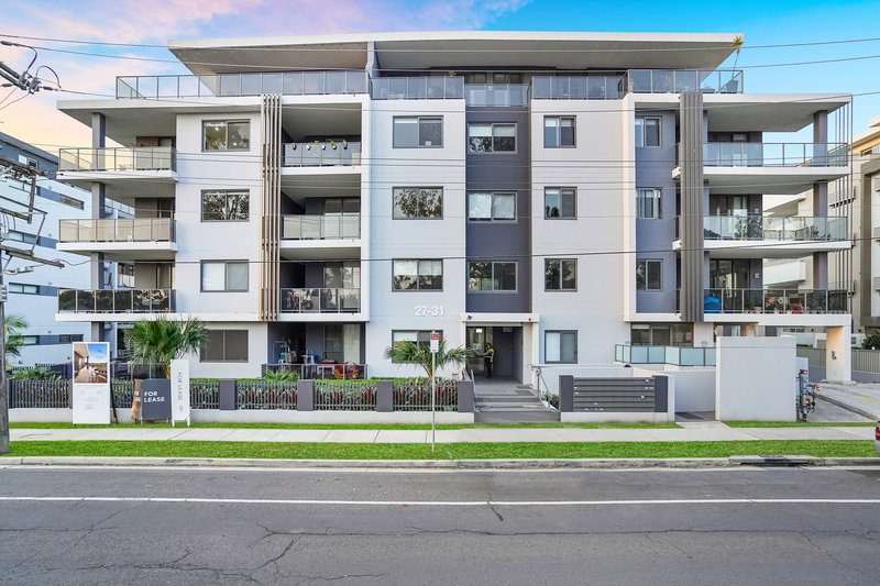 Photo - 25/27-31 Veron Street, Wentworthville NSW 2145 - Image 2