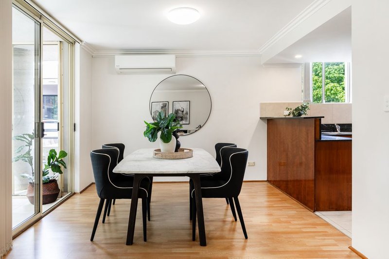 Photo - 25/27-51 Palmer Street, Woolloomooloo NSW 2011 - Image 3