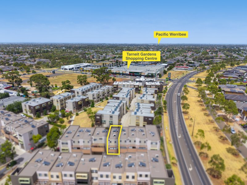 Photo - 25/27 Turva Avenue, Tarneit VIC 3029 - Image 10