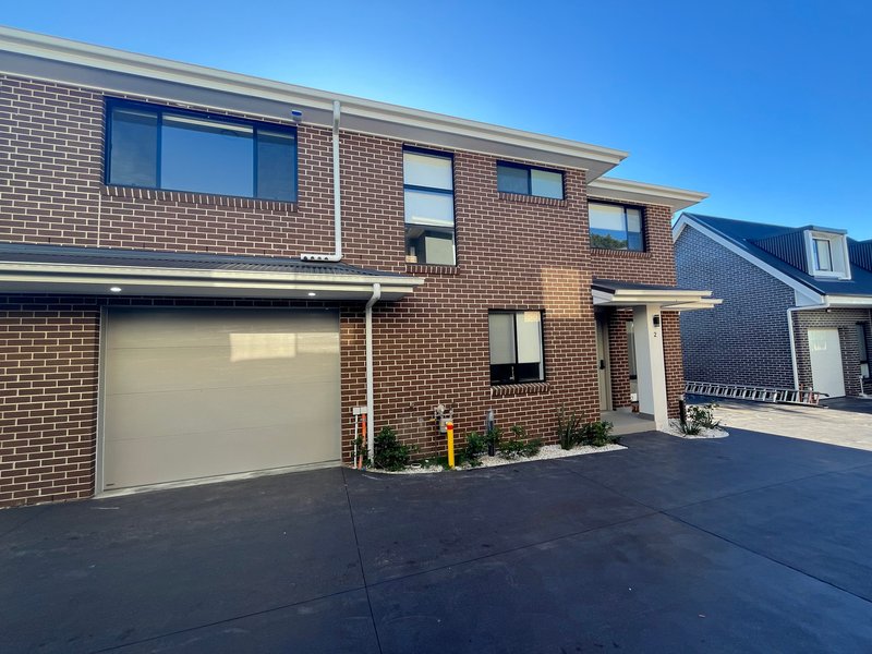 2/528-530 Great Western Highway, Pendle Hill NSW 2145