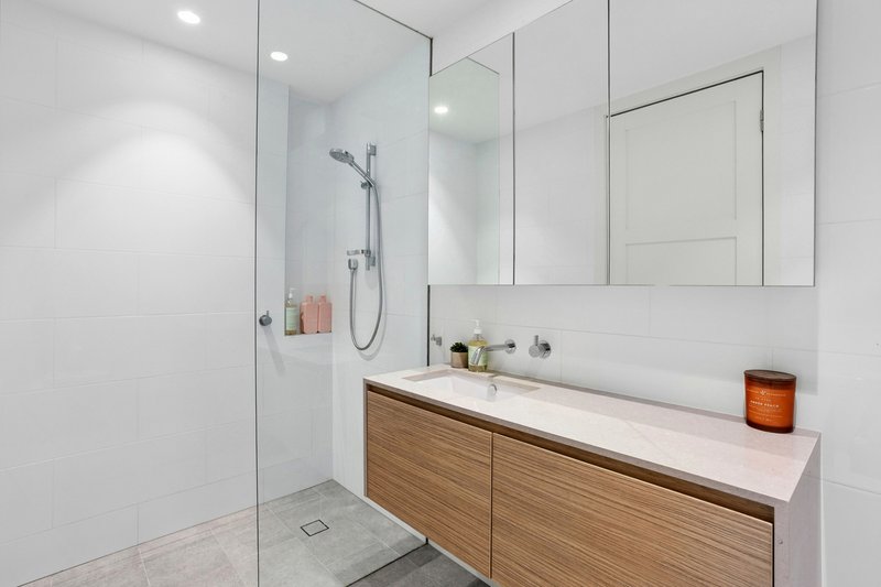 Photo - 2/52a Queenscliff Road, Queenscliff NSW 2096 - Image 5