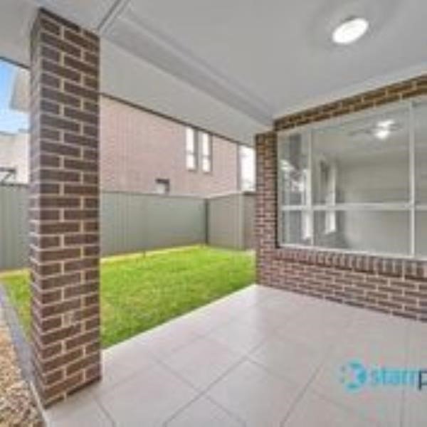 Photo - 253 (2532) Crystal Palace Way, Leppington NSW 2179 - Image 9