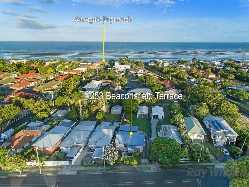 Photo - 253 Beaconsfield Terrace, Brighton QLD 4017 - Image 19