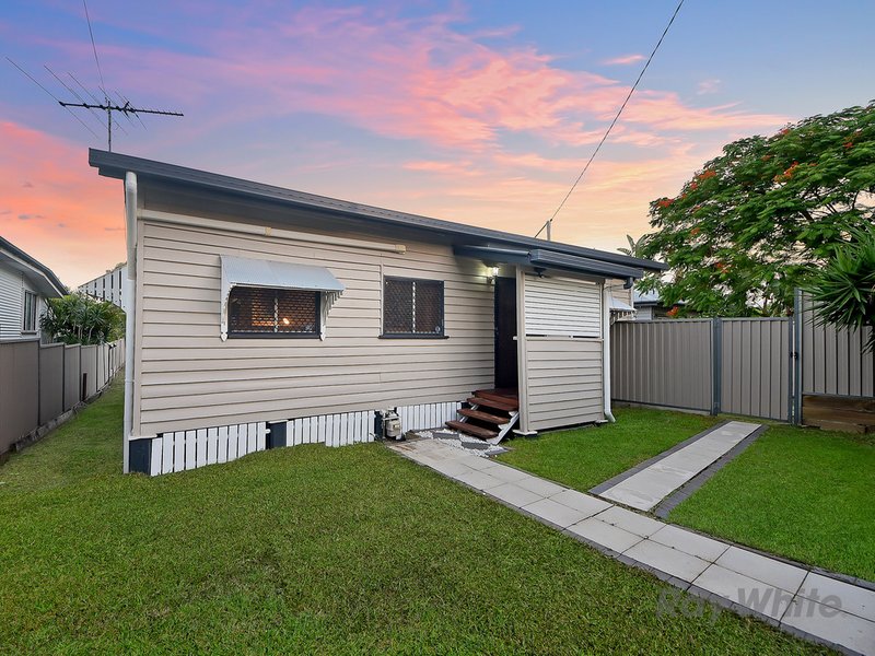 Photo - 253 Beaconsfield Terrace, Brighton QLD 4017 - Image 23