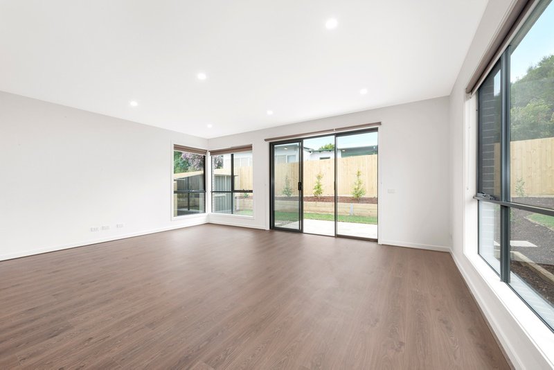 Photo - 253 Canterbury Road, Heathmont VIC 3135 - Image 4