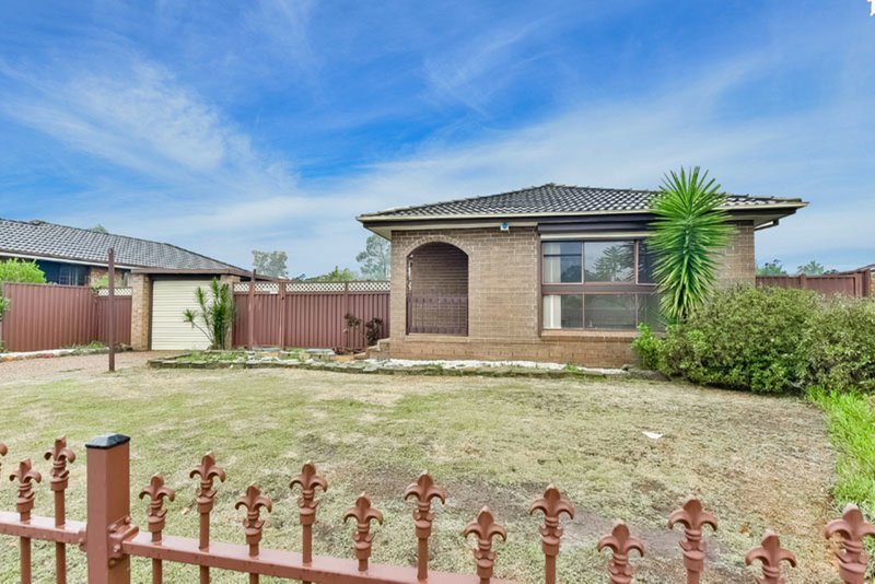 253 Copperfield Drive, Rosemeadow NSW 2560