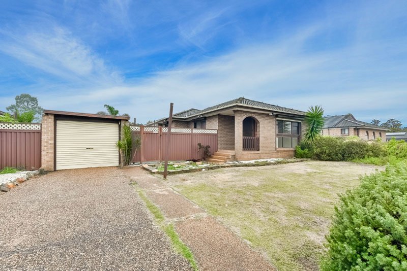 Photo - 253 Copperfield Drive, Rosemeadow NSW 2560 - Image 2