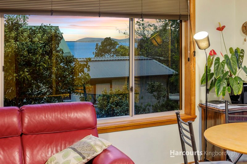 Photo - 2/53 Crystal Downs Drive, Blackmans Bay TAS 7052 - Image 8