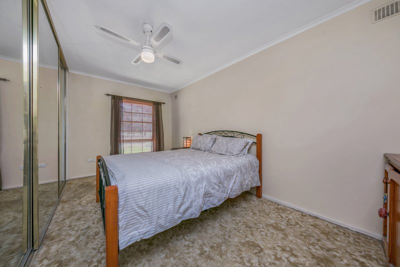 Photo - 253 Hogarth Road, Elizabeth Grove SA 5112 - Image 3