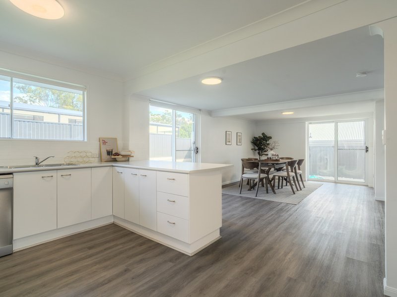 Photo - 2/53 Larbonya Crescent, Capalaba QLD 4157 - Image 3
