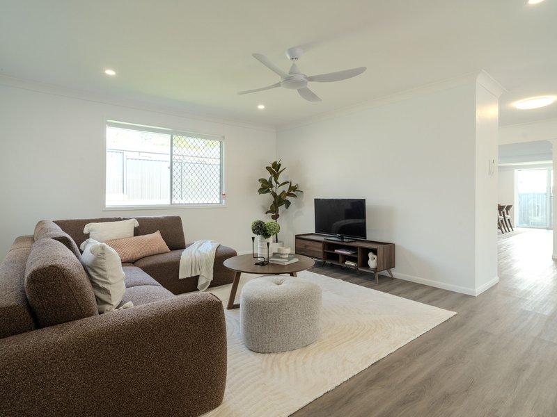 Photo - 2/53 Larbonya Crescent, Capalaba QLD 4157 - Image 6