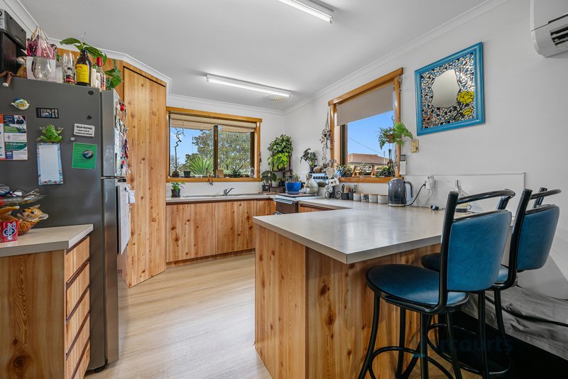 Photo - 2/53 Macfie Street, Devonport TAS 7310 - Image 6