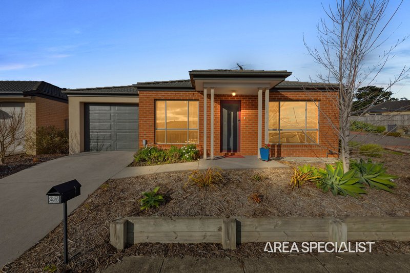 Photo - 25/3 Manor View, Pakenham VIC 3810 - Image 2