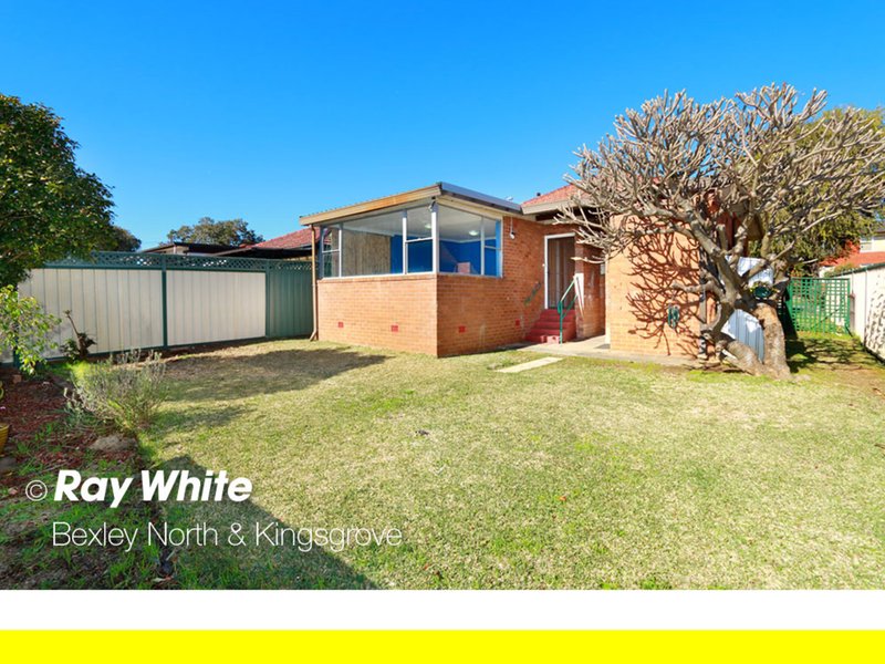 Photo - 253 William Street, Kingsgrove NSW 2208 - Image 6