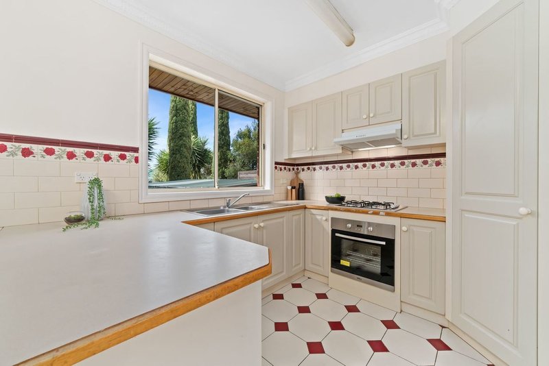 Photo - 2/534 Murray Road, Preston VIC 3072 - Image 7