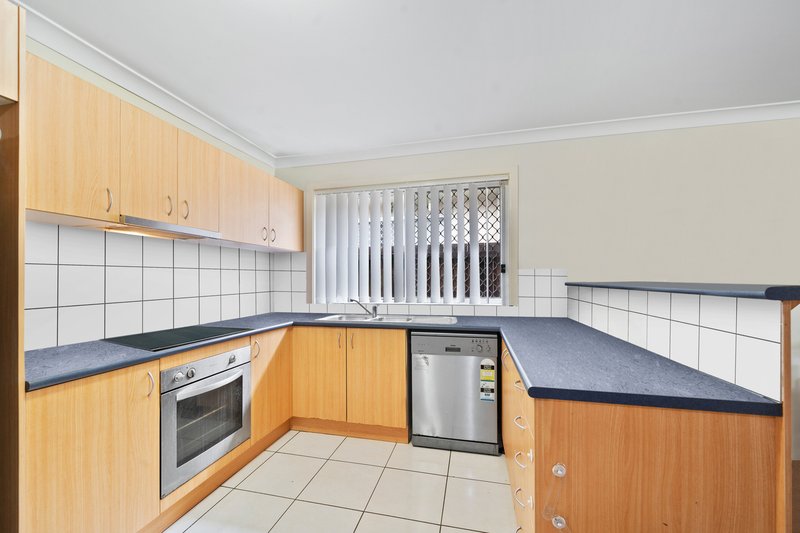 Photo - 25/35 Kenneth Street, Morayfield QLD 4506 - Image 3