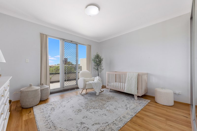 Photo - 25/38-46 Cairds Avenue, Bankstown NSW 2200 - Image 6