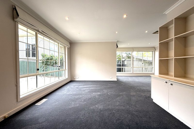 Photo - 2/54 Balwyn Road, Balwyn VIC 3103 - Image 6