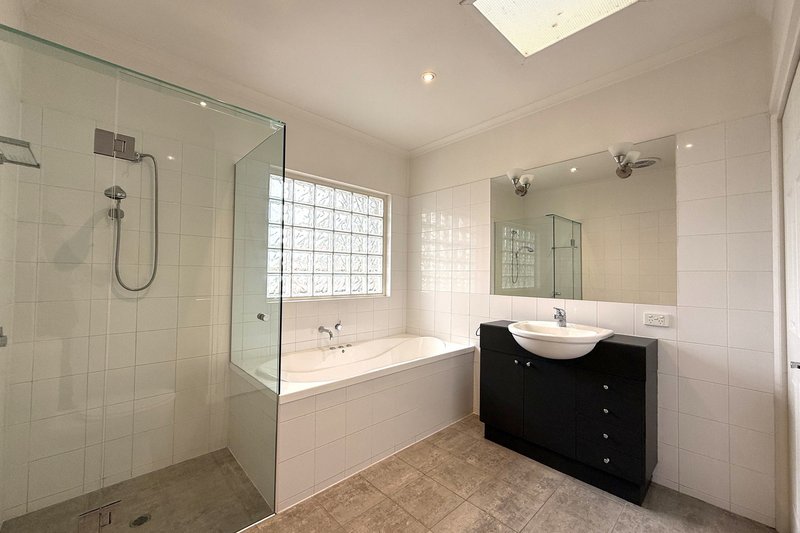 Photo - 2/54 Balwyn Road, Balwyn VIC 3103 - Image 12