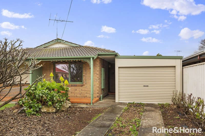 Photo - 2/54 Blyth Street, Clearview SA 5085 - Image 1