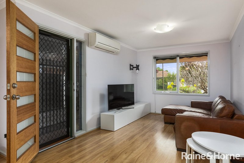 Photo - 2/54 Blyth Street, Clearview SA 5085 - Image 2